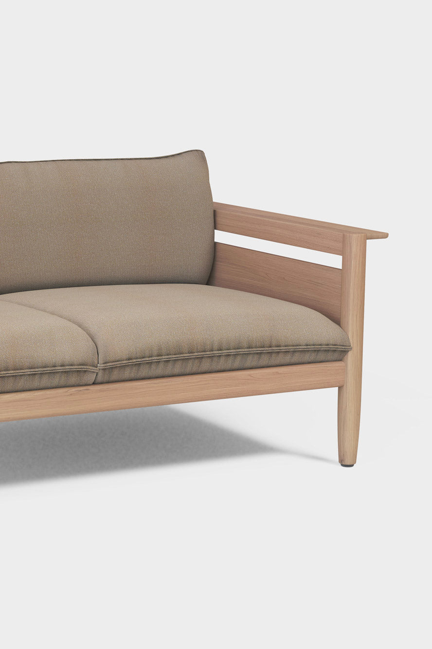 Conçu pour le soleil, l’ombre et une utilisation en extérieur toute l’année.