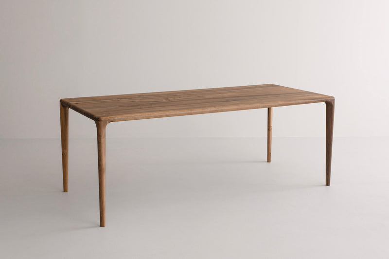 LÜNA | Dining Table
