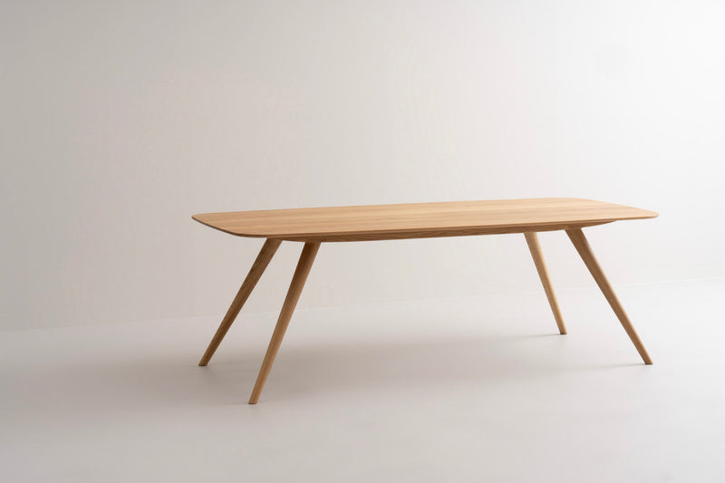 TAVI | Table à manger