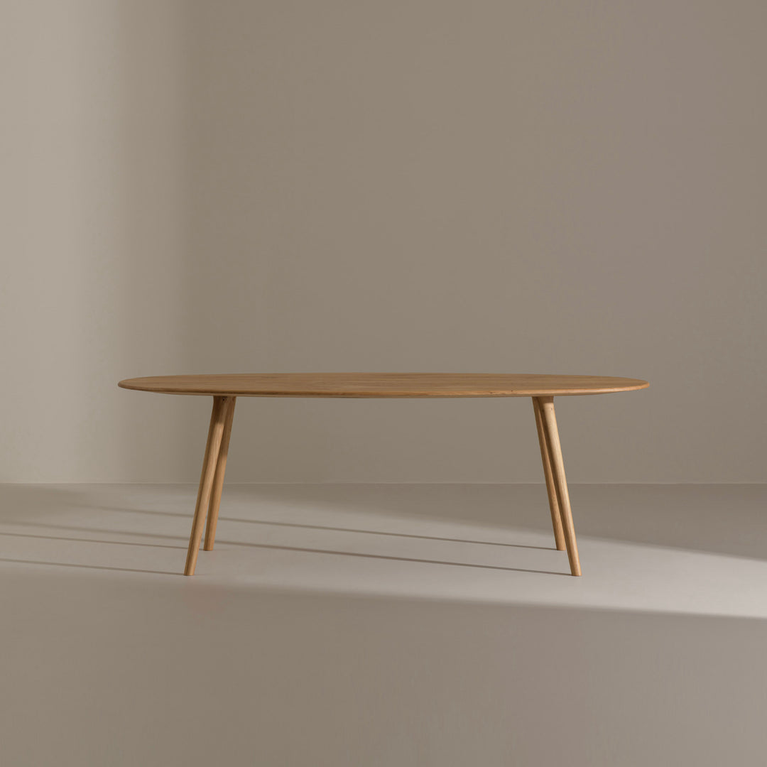 Chêne / Elliptique / 140 × 90 cm