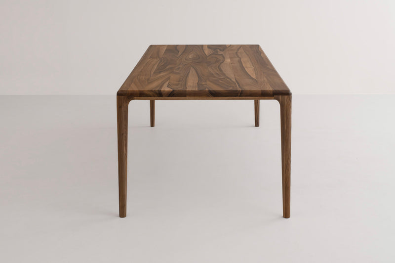 LÜNA S | Dining Table