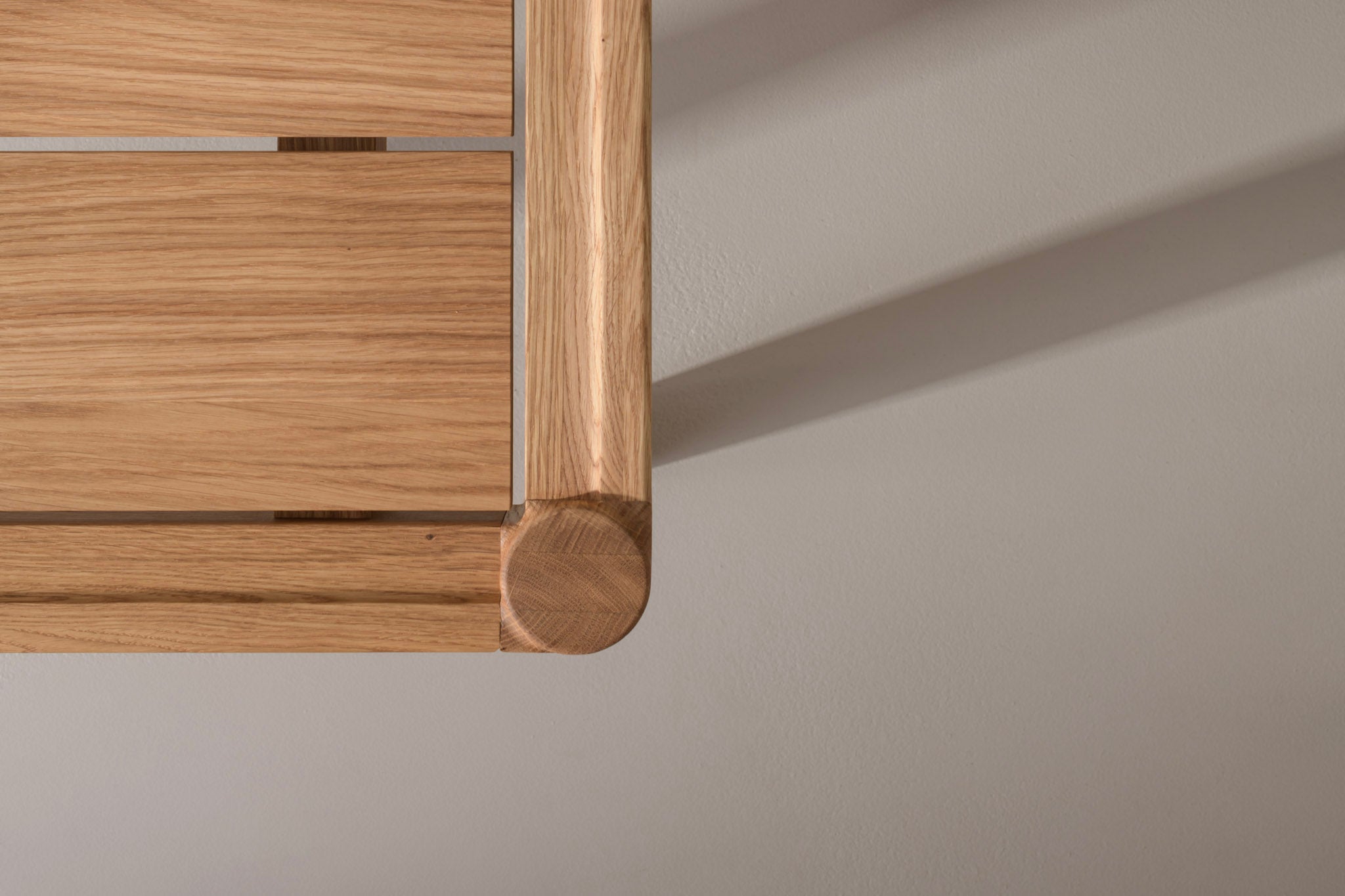 MOS Beistelltisch image 16