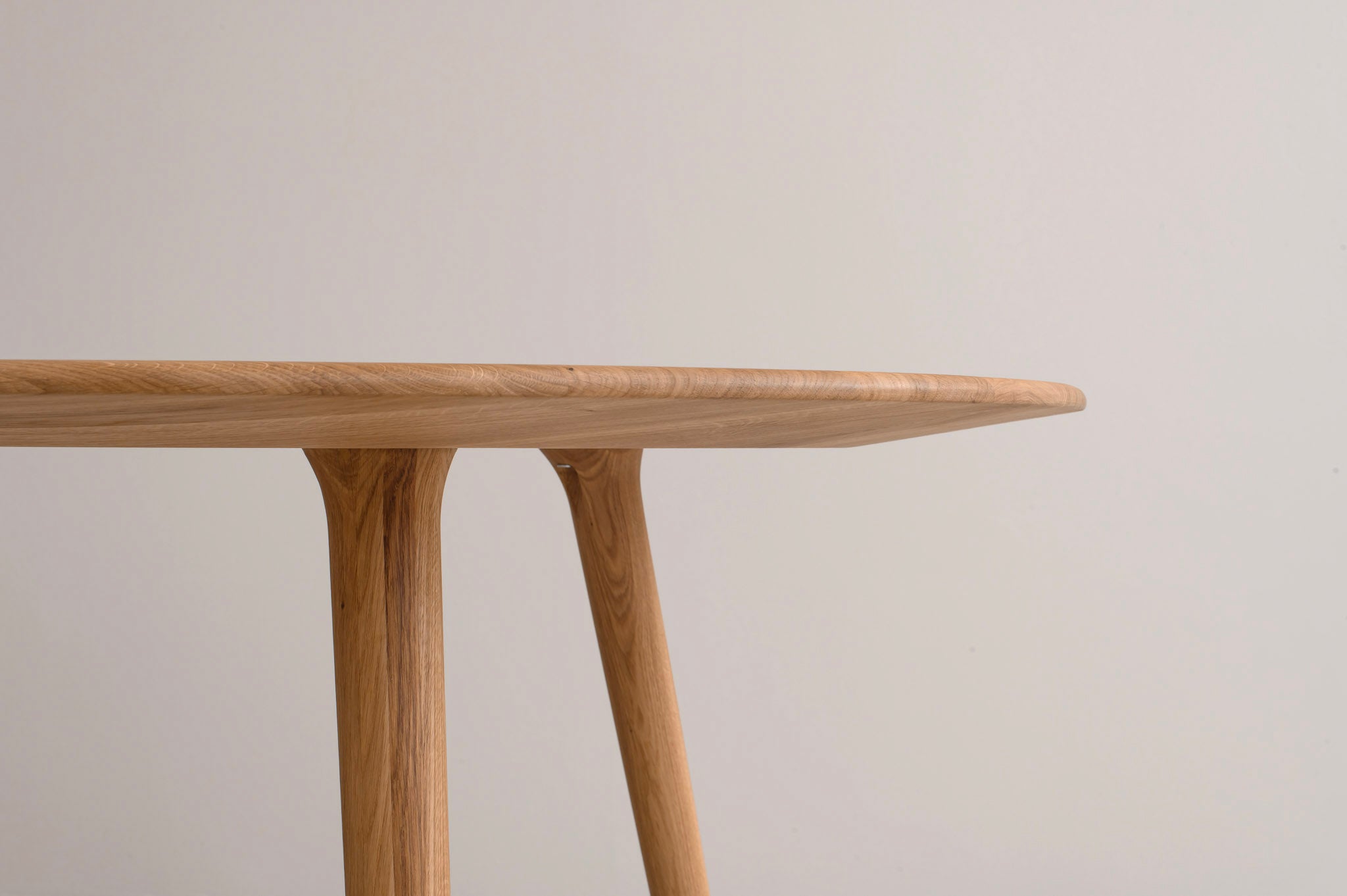 LUCIA Oval Esstisch image 19