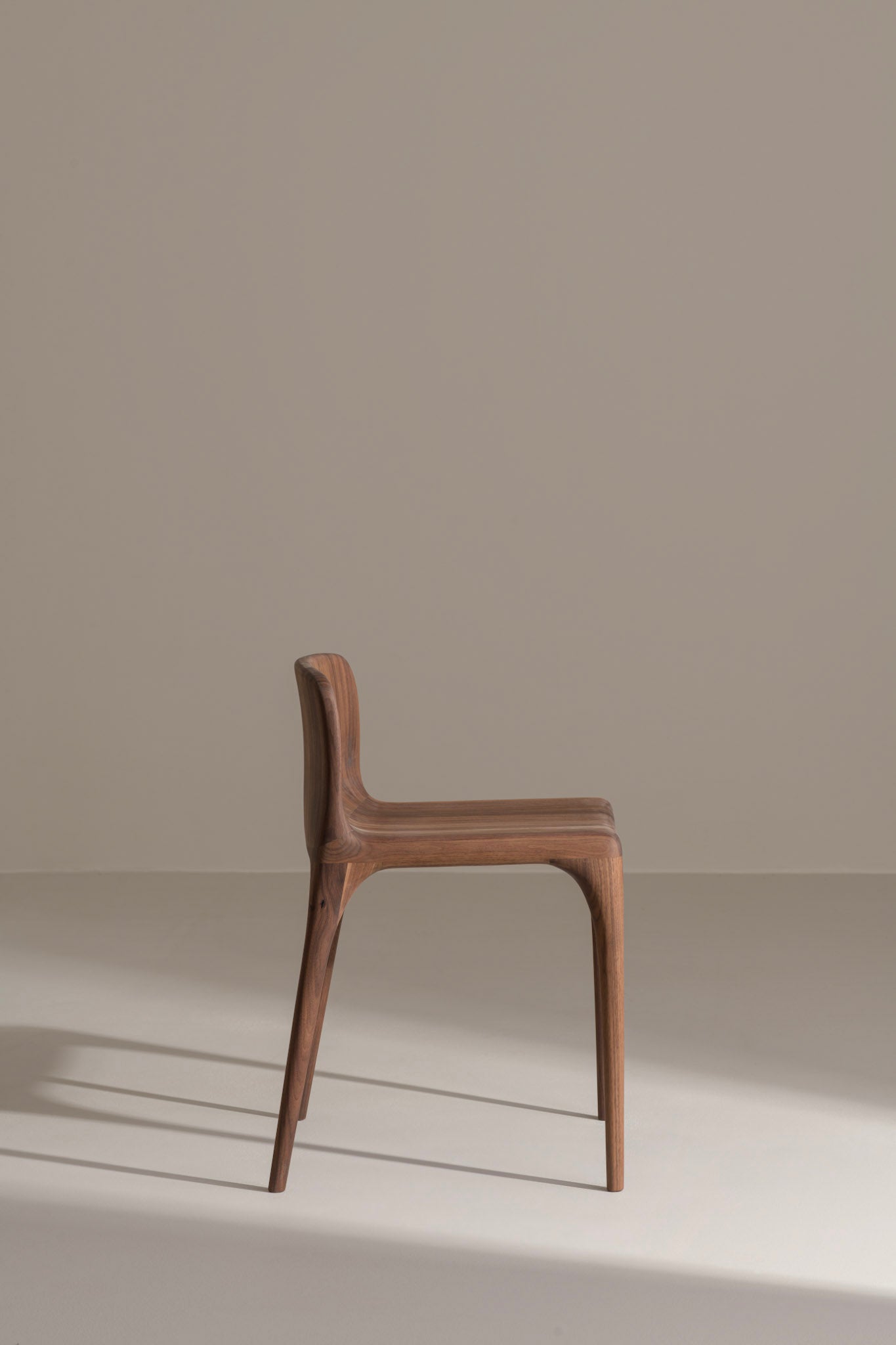 LÜNA Low Chair