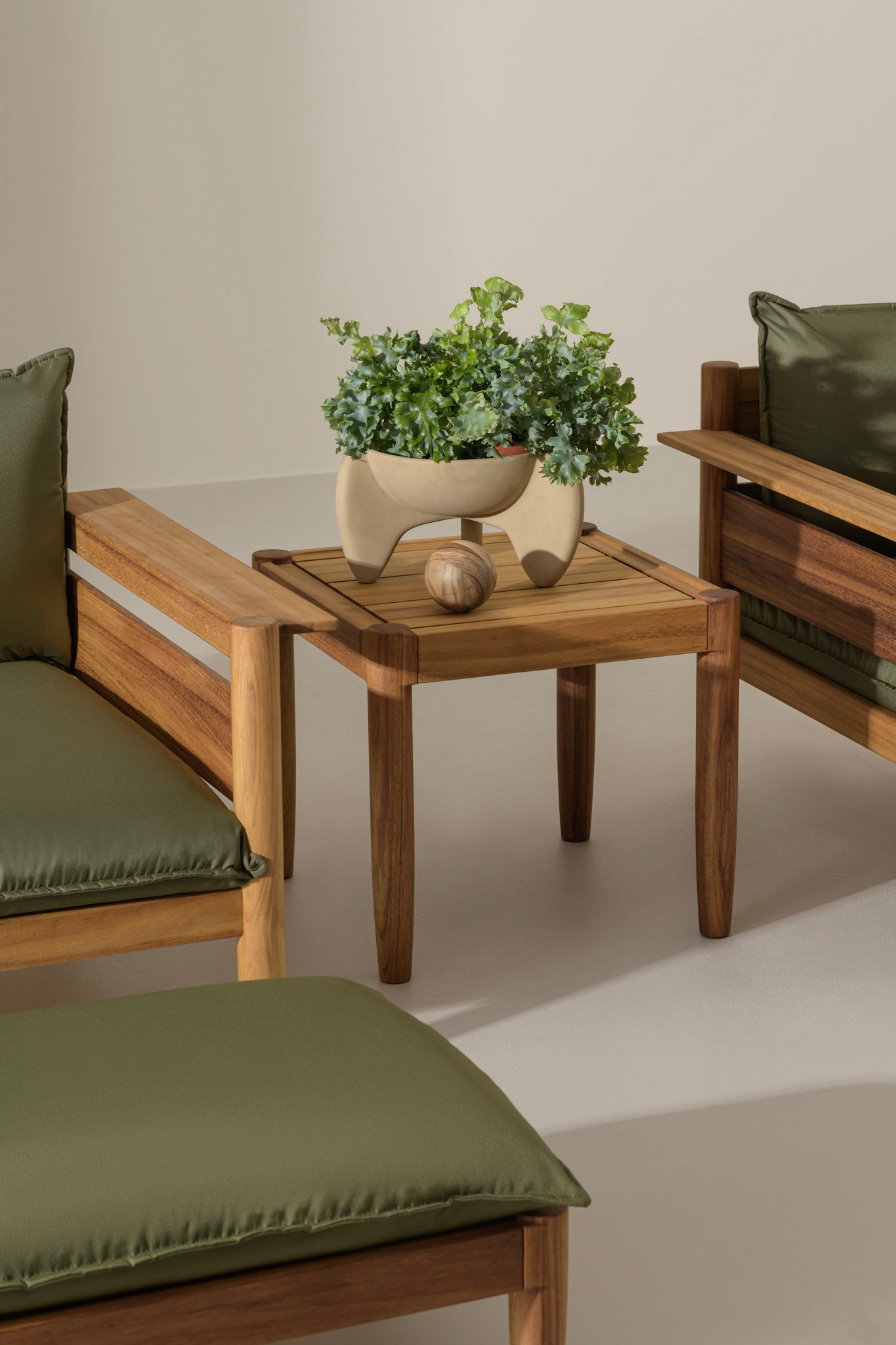 MOS Beistelltisch image 29