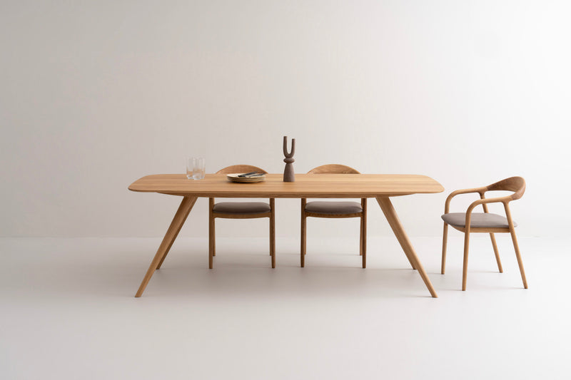 TAVI | Table à manger