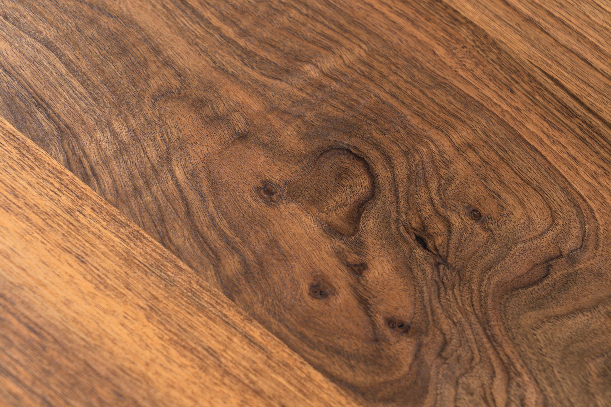 AMBER Walnut Dining Table