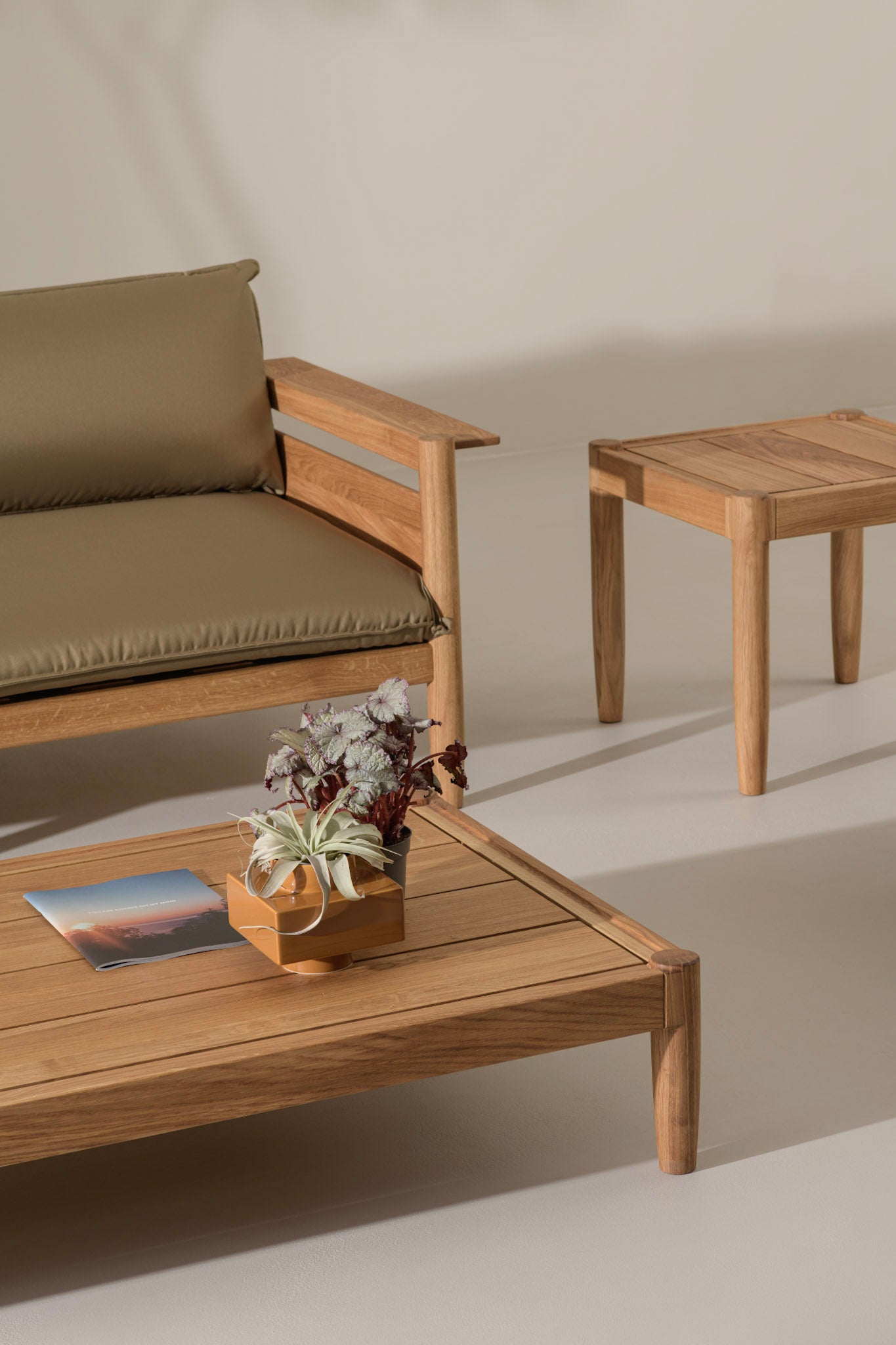 MOS Loungesessel- und Couchtisch-Set