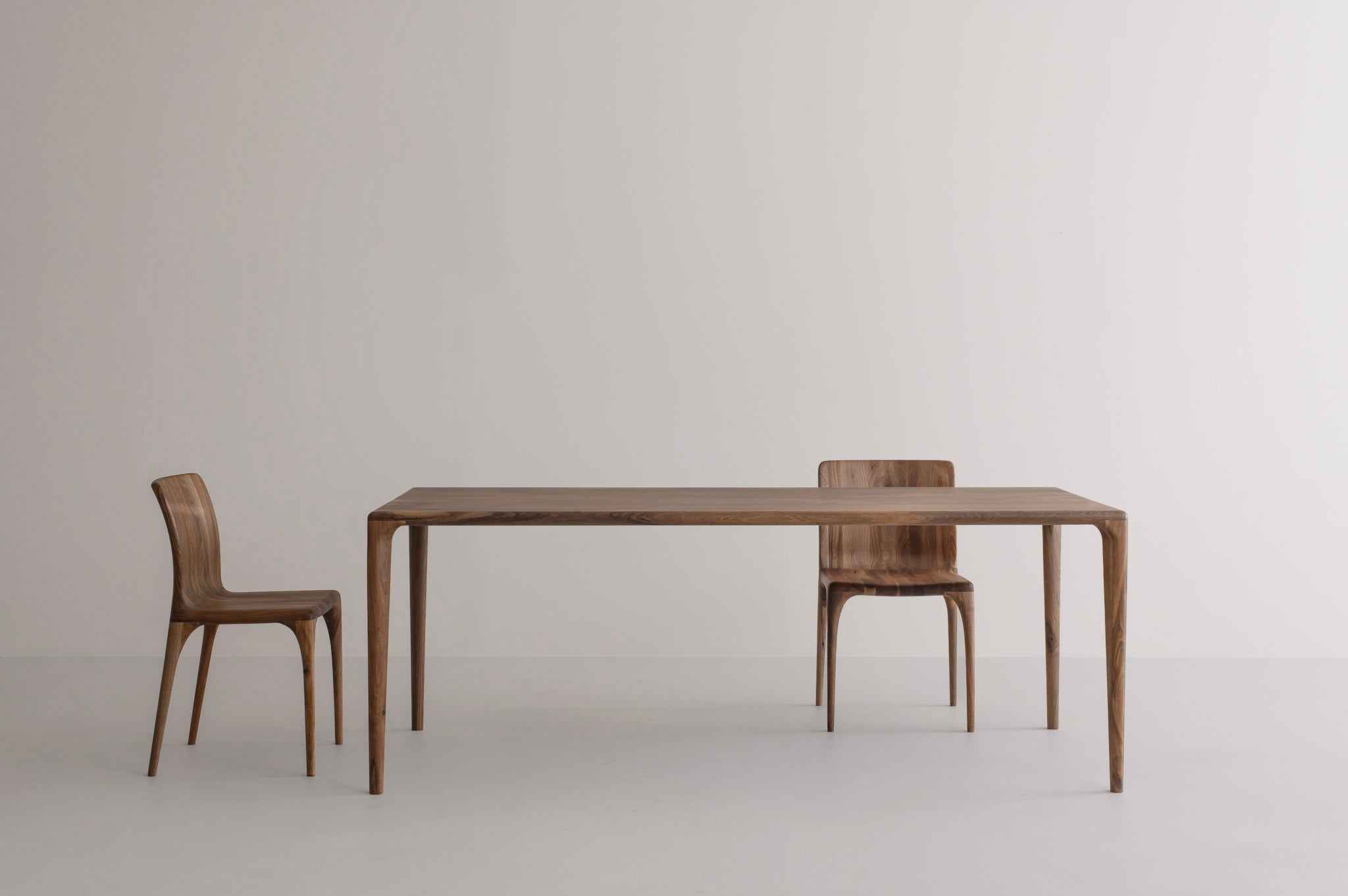 LÜNA | Dining Table image 46