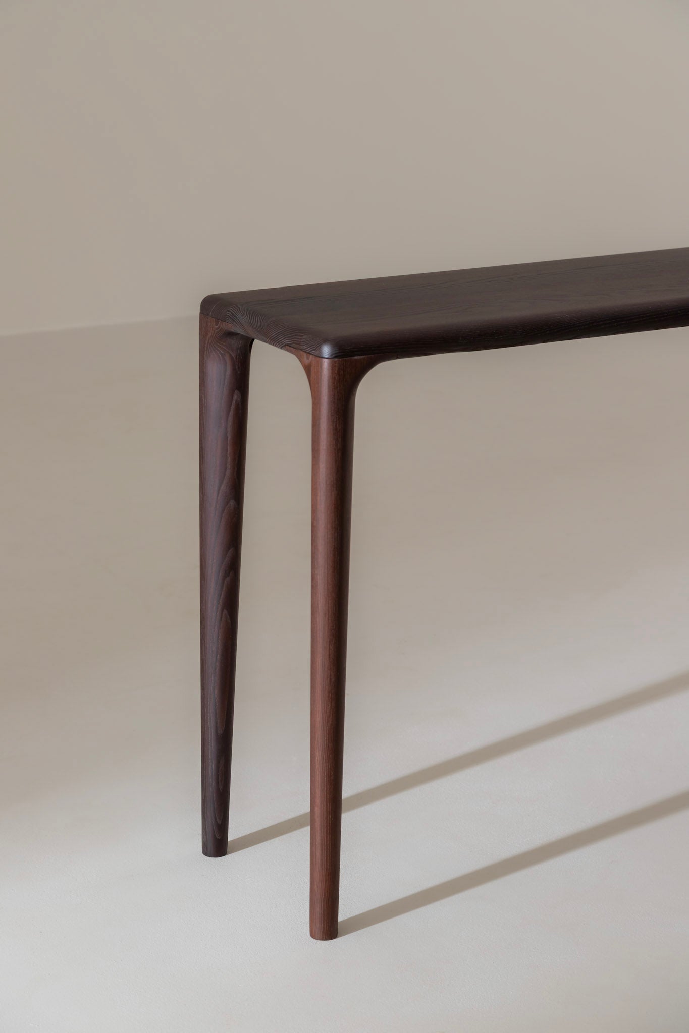 LÜNA Table Console  image 39