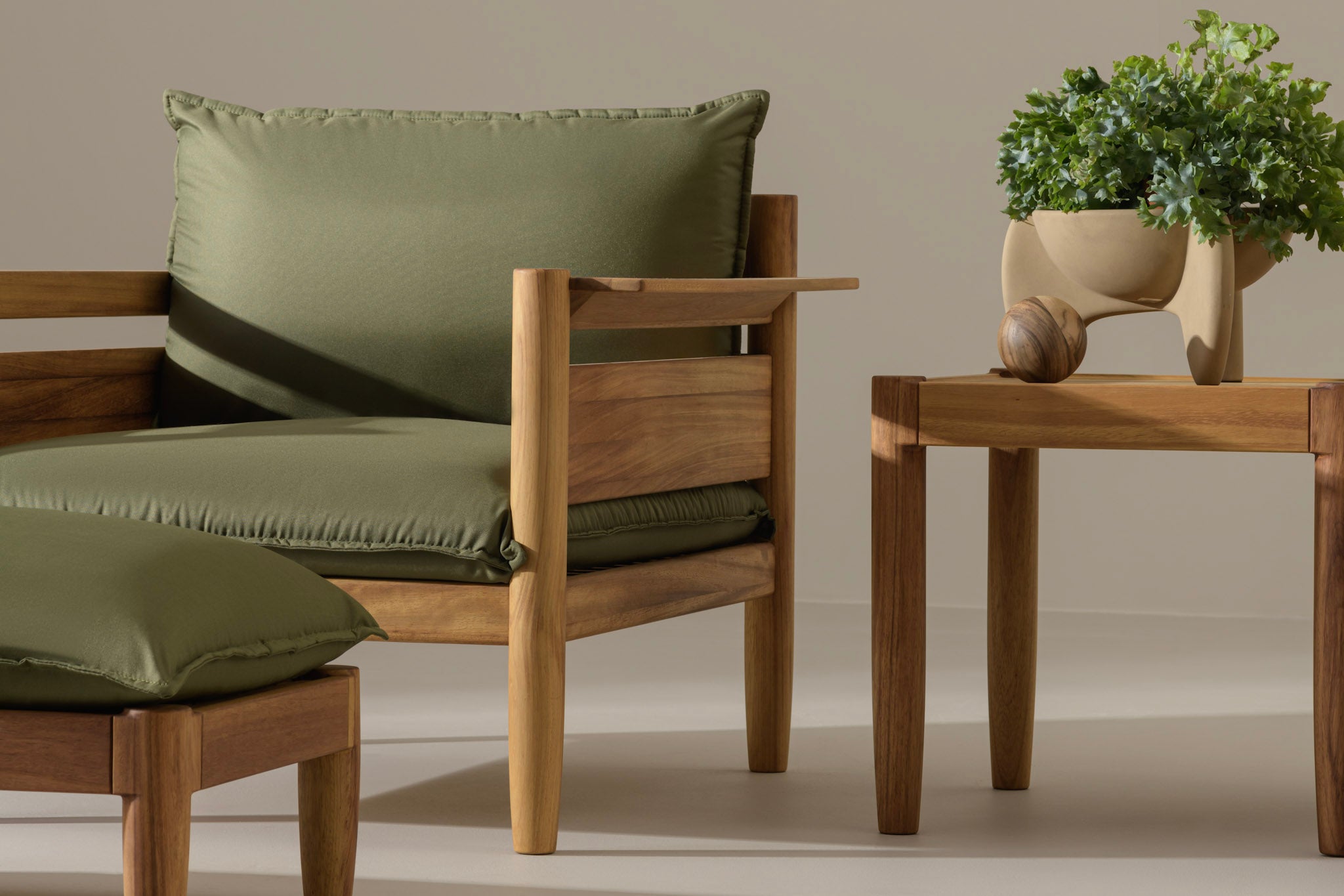 MOS Beistelltisch image 31