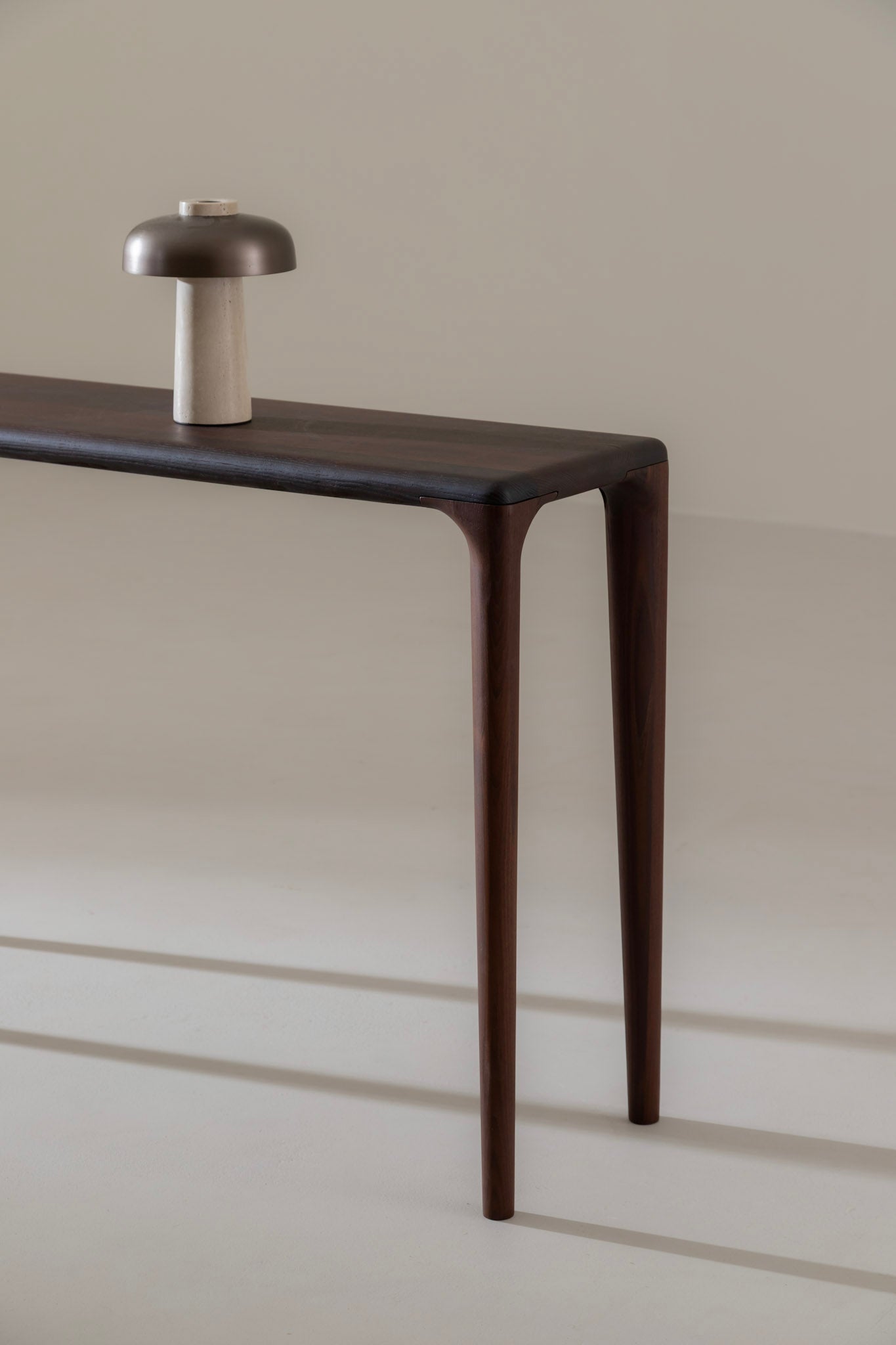 LÜNA Table Console  image 40