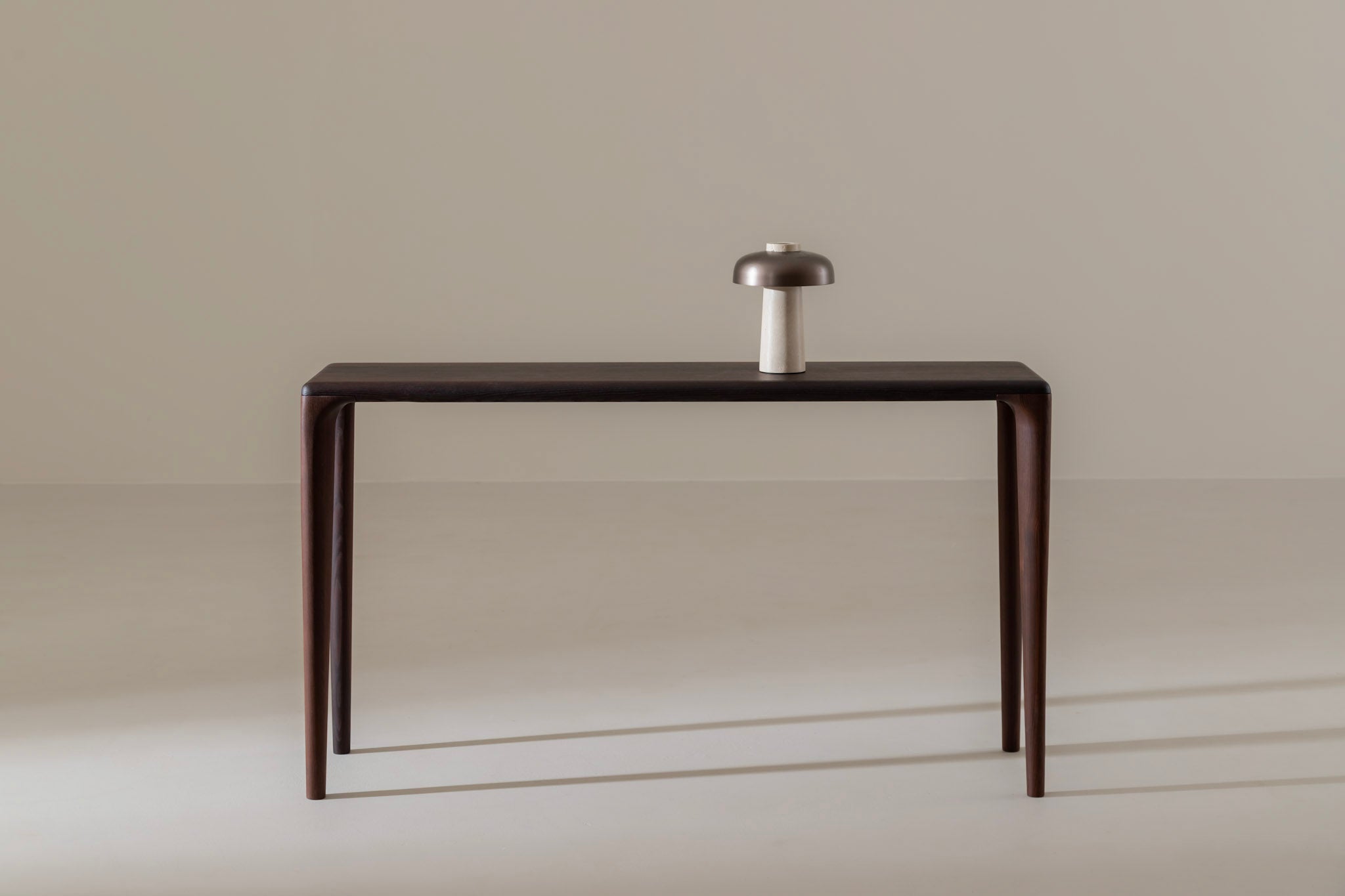 LÜNA Table Console  image 41