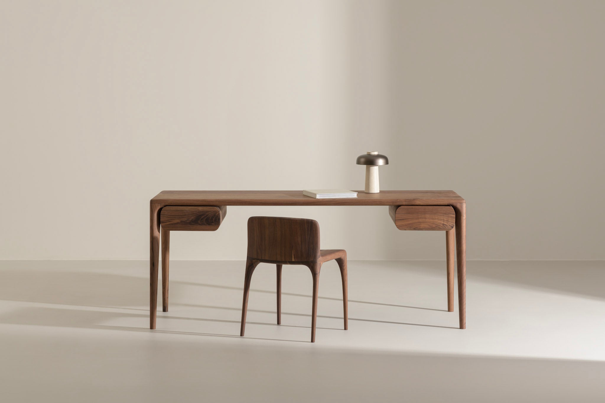 LÜNA Low Chair