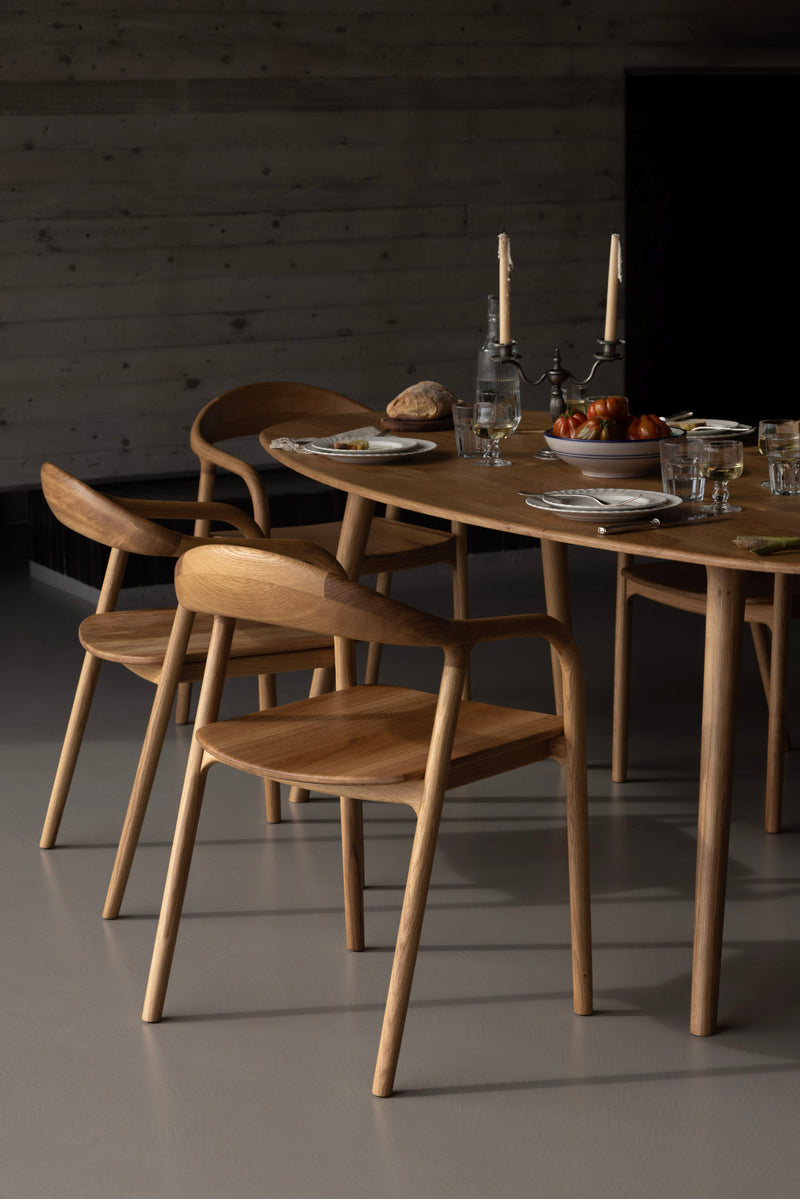 LUCIA Ovale Tafel 