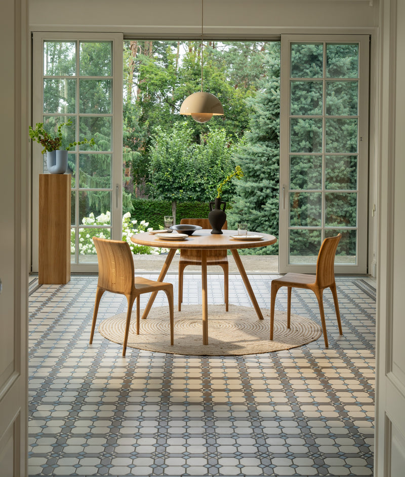 ARLEN | Round Dining Table