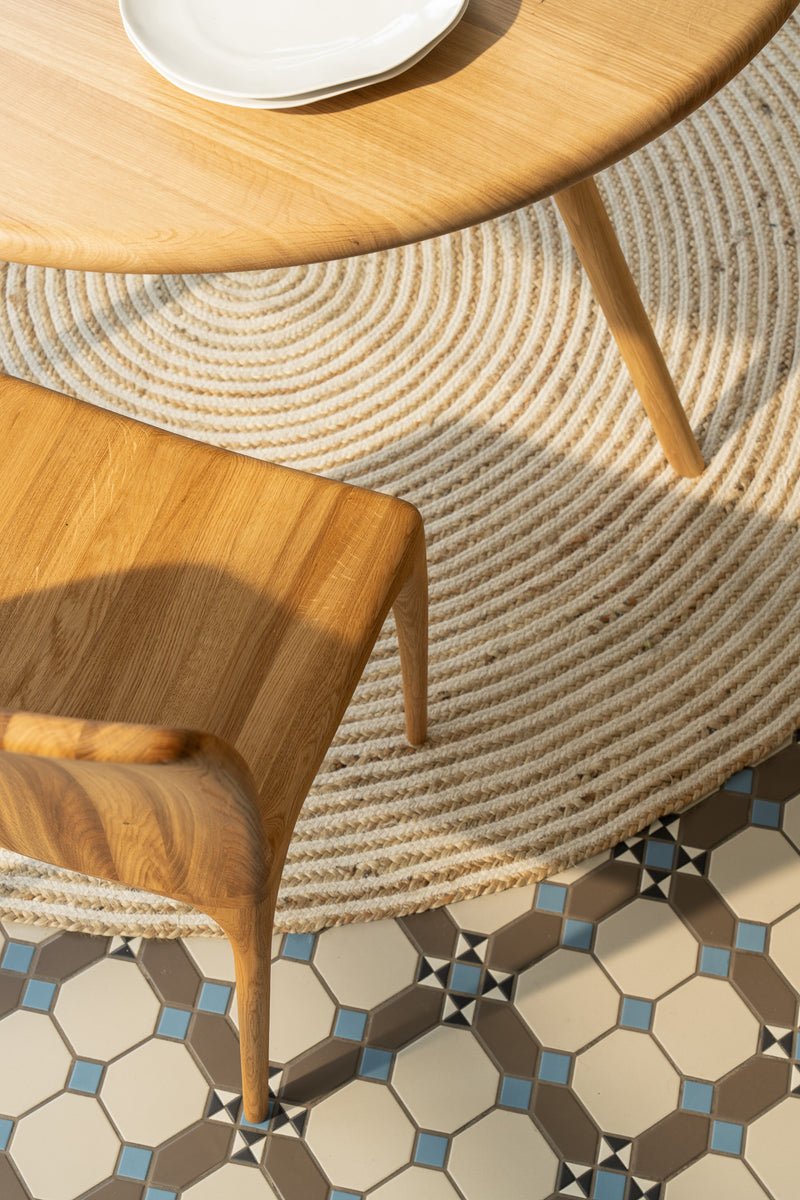 ARLEN | Round Dining Table