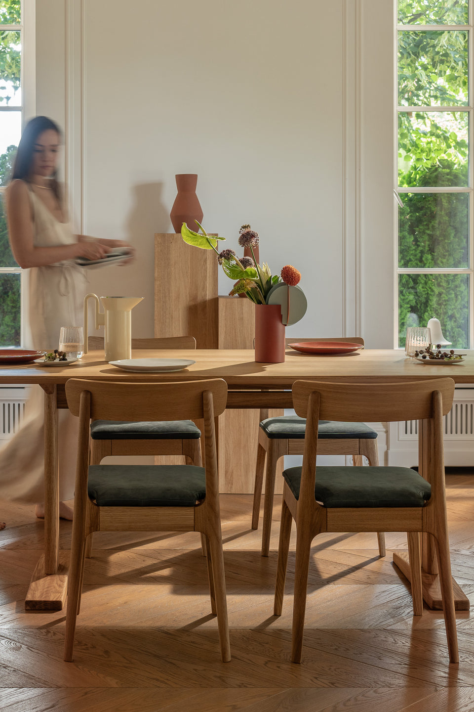 Aufrechte Silhouette, verfeinert aus unserem ursprünglichen CAROLINA von 2018.