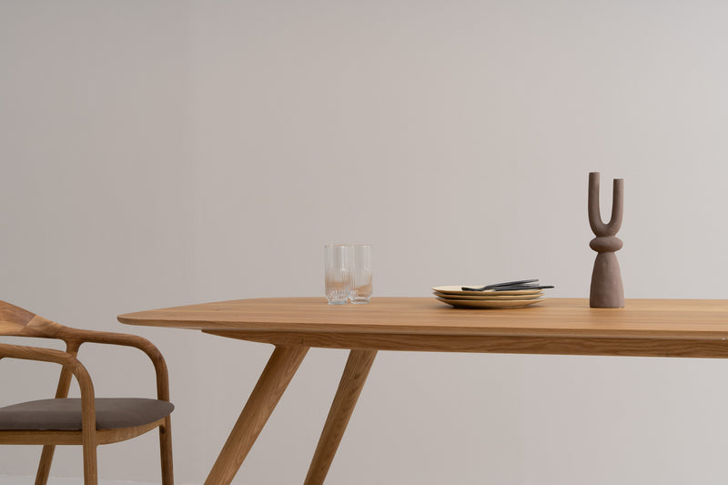 TAVI | Table à manger