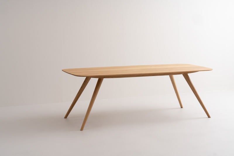 TAVI | Table à manger