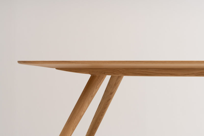 TAVI | Table à manger