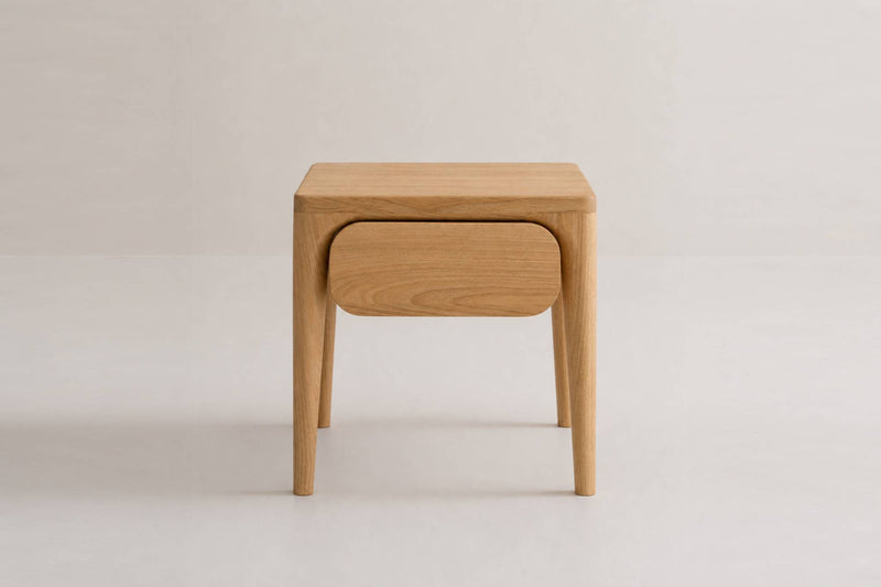 LÜNA Side Table
