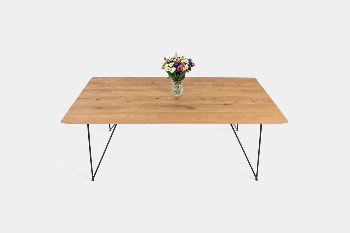 AEMILIA Eettafel